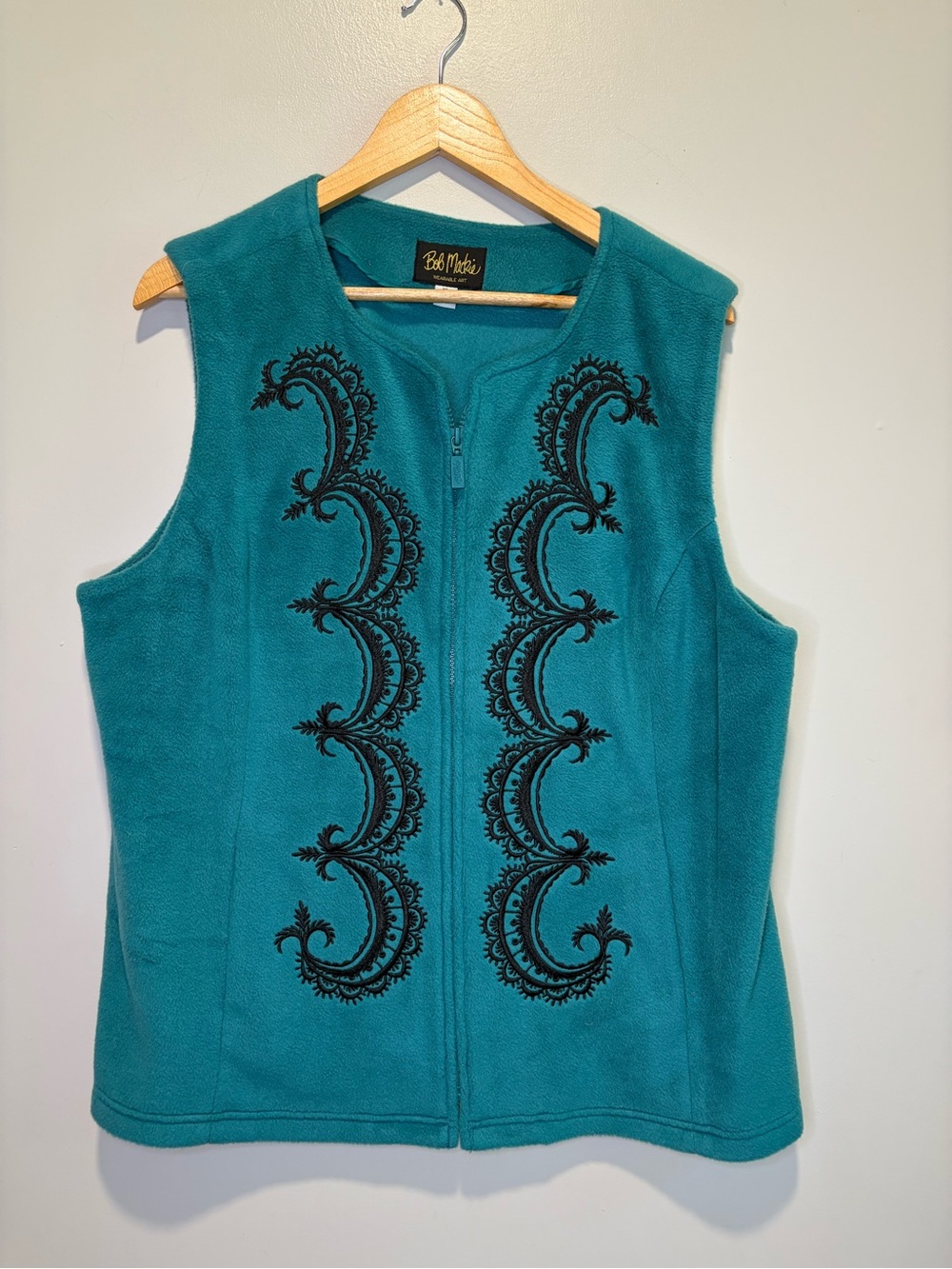 Bob Mackie Teal Embroidered Sleeveless Zip-Front Top Vest